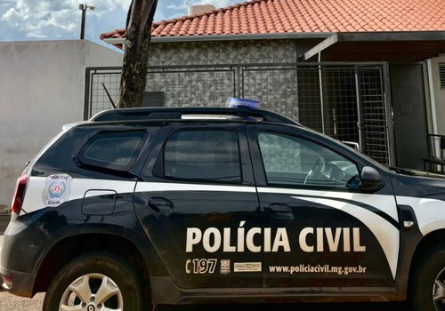 Padrasto abusa de garota, mãe acoberta por motivo financeiro e casal acaba preso em Coromandel
