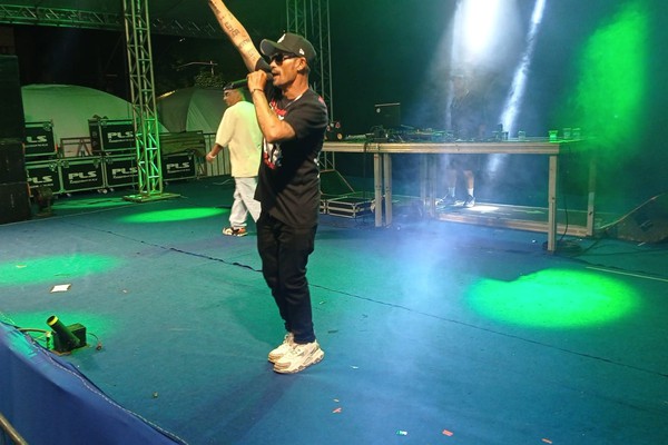 Grupos de hip-hop destacam dramas sociais e indicam caminhada correta; veja ao vivo