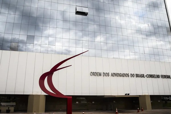 OAB proíbe inscrição de candidatos condenados por crimes raciais