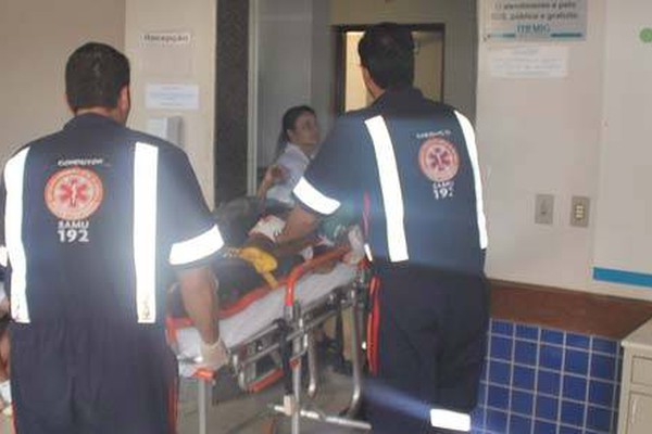 Ciclista atingido por condutora de moto inabilitada é a 1º vítima do trânsito na cidade