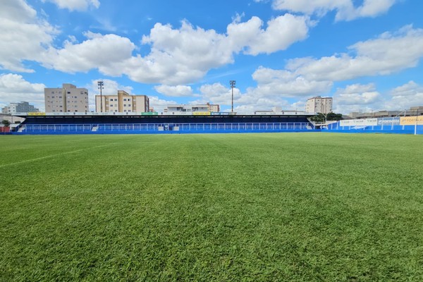 URT vai oferecer parte do Estádio Zama Maciel para pagar dívida com o empresário Décio Bruxel
