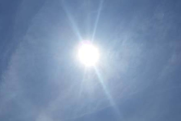 Temperatura deve continuar alta em Patos de Minas e não há previsão de chuva