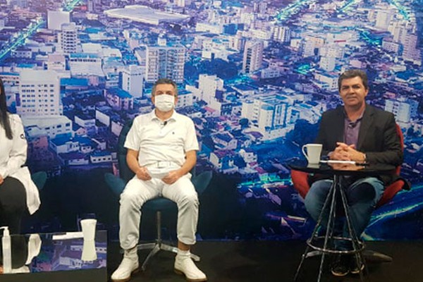 Contraponto recebe médicos que defendem tratamento precoce e remédios contra a Covid-19