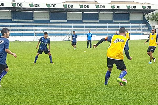 URT inicia a busca pelo Tri-Campeonato Mineiro do Interior nesta noite contra o Uberlândia