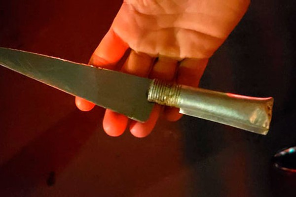 Desentendimento em família termina com jovem esfaqueado e dois presos em Patos de Minas