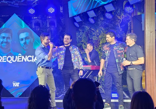 Casa lotada e emoção marcam gravação do DVD “Frequência”, novo projeto de Mateus Ferraz e Thiago