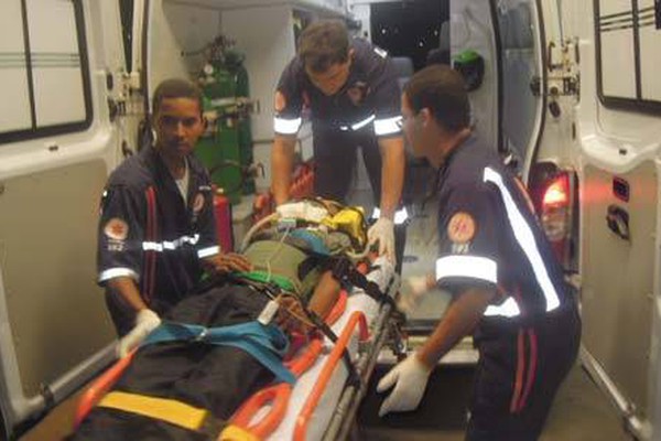 Garoto de 14 anos é baleado no rosto em mais um tiroteio no Colina