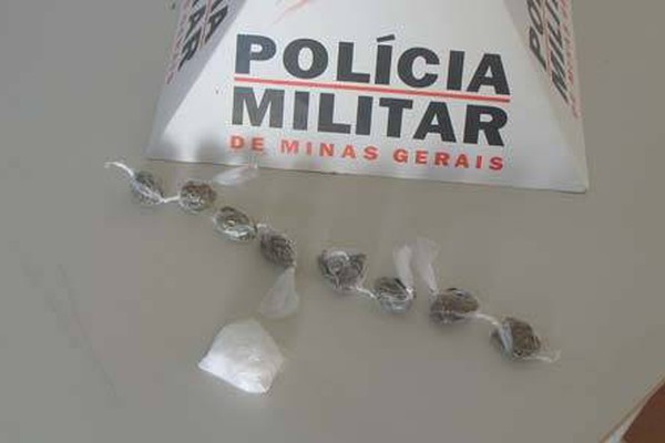 PM de Carmo do Paranaíba prende quatro pessoas por furto e tráfico de drogas