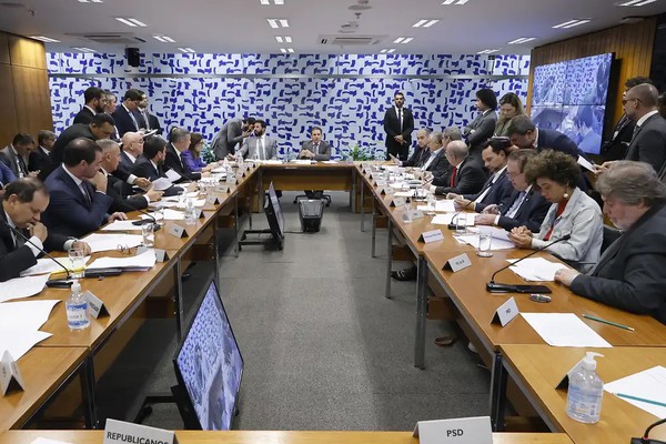 Governo quer mudanças no PL Antifacção em relação à PF e terrorismo