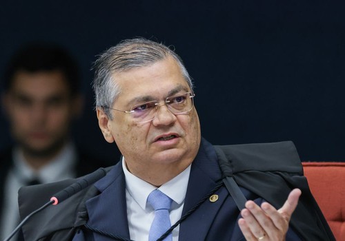 Dino manda PF investigar emendas parlamentares que somam R$ 694 mi