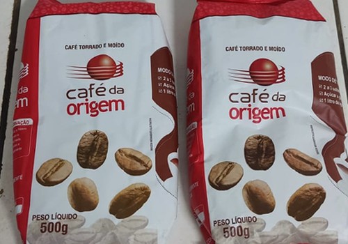 Mulher sai de supermercado sem pagar por pacotes de café e acaba presa em Patos de Minas