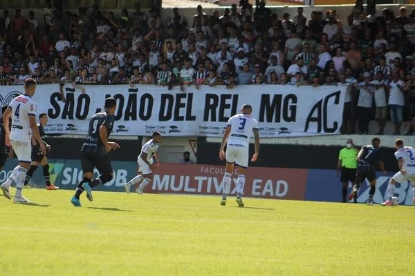 URT é goleado fora de casa e fica a um ponto da zona de rebaixamento no Campeonato Mineiro