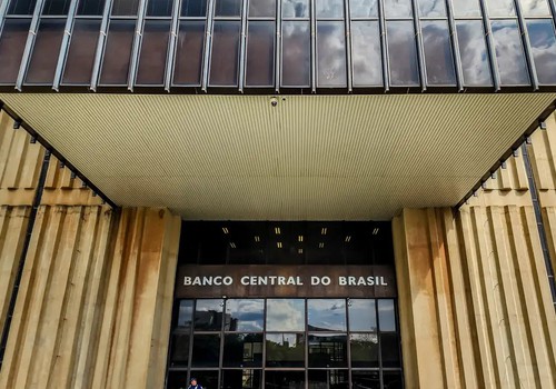 Mercado financeiro reduz previsão da inflação para 5,46%