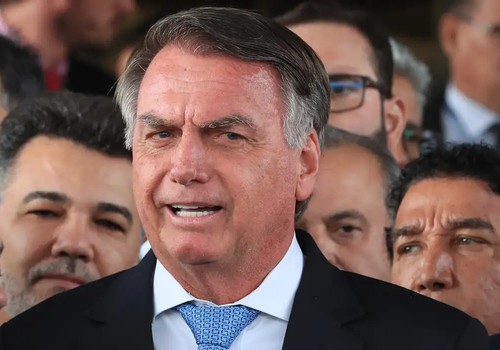 "Resolveu anistia, resolveu tudo", diz Bolsonaro sobre tarifaço
