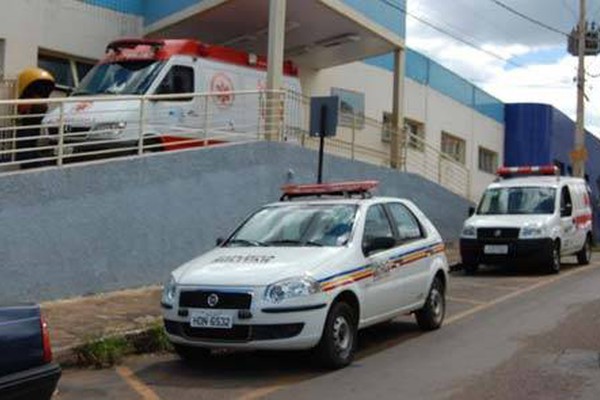 Funcionária tem moto roubada e dois postos são assaltados em Patos de Minas