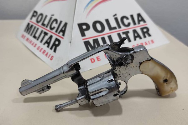 Jovem que saiu recentemente do presídio é preso com revólver e bicicleta furtada na zona rural de Lagoa Grande