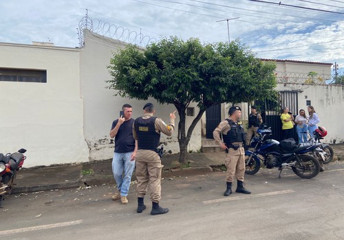 Idosa de 83 anos é encontrada morta dentro de casa toda revirada no bairro Santa Terezinha