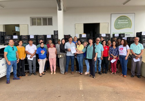 Sindicato Rural doa 7 toneladas de alimentos arrecadados durante a Fenamilho 2025
