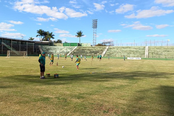 Com plantel praticamente fechado, Mamoré intensifica preparação para estreia na Segundona