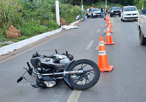 Motociclista morre após perder o controle da direção e bater em poste na avenida Fátima Porto