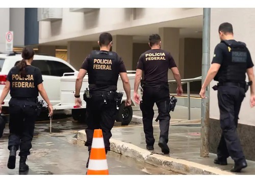 Fraudes no INSS: ex-ministro de Bolsonaro e deputados são alvos da PF