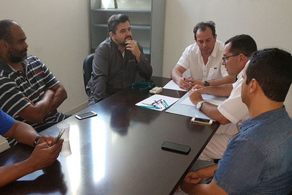 URT fecha parceria com a FPM e atletas da base terão acompanhamento na área da saúde
