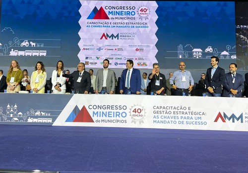 Patos de Minas é destaque no Congresso Mineiro de Municípios com a posse de Falcão à frente da AMM