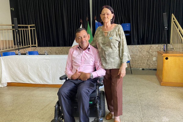 História de superação! Advogado com paralisia cerebral assume presidência da APAE Patos de Minas
