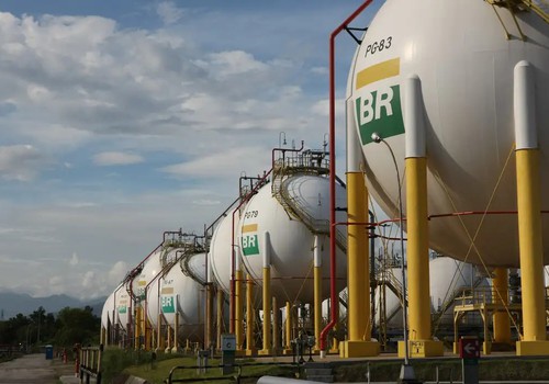 Petrobras reduz em 14% preço do gás natural para distribuidoras