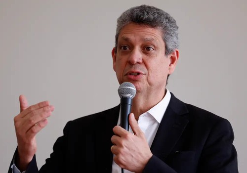 Governo defende justiça tributária e não alta de imposto, diz ministro