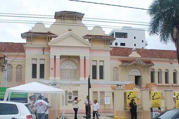 Milhares de pessoas farão concurso da prefeitura neste domingo; confira os locais de prova