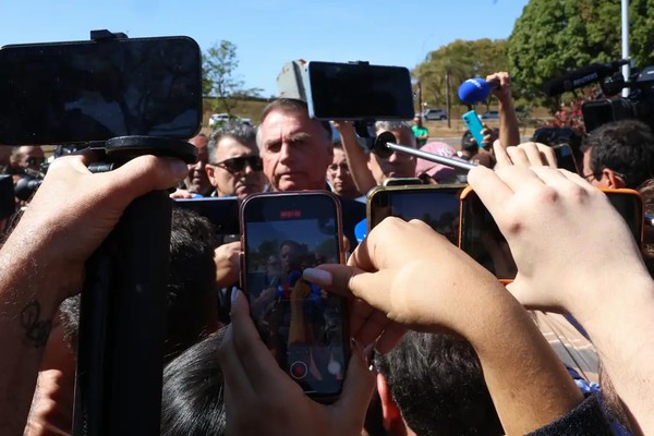 “Suprema humilhação”, diz Bolsonaro sobre tornozeleira eletrônica