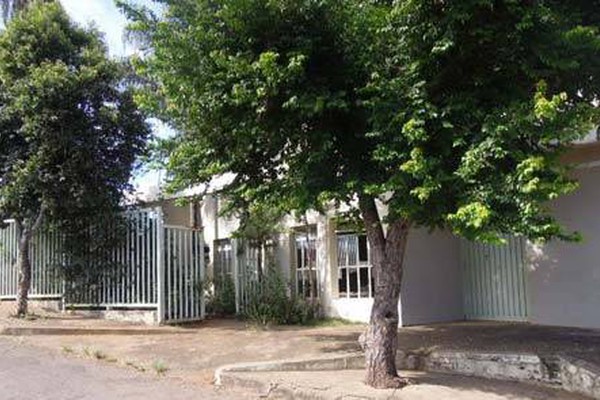Prédio da Adefipam continua abandonado e deverá ser transformado em creche