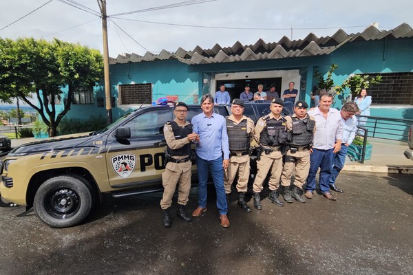 Sindicato Rural de Patos de Minas doa viatura para a Polícia Militar reforçar a segurança no campo