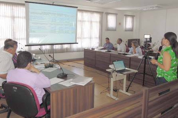 Prefeitura de Patos de Minas iniciou 2013 com dívida de R$ 16.382.869,09