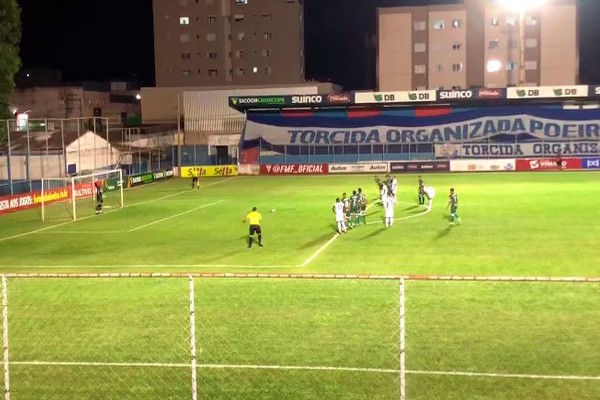 Estreando em casa no Mineiro, URT vence o Uberlândia por 1 a zero e sobe na tabela