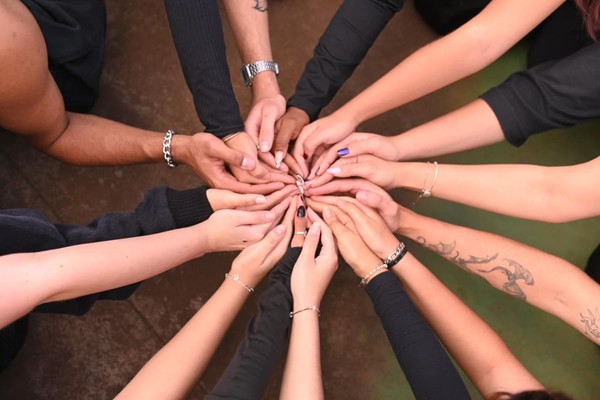 Grupo Giro Dance Crew vai apresentar o espetáculo “A Sinfonia dos Elementos” no Teatro Municipal