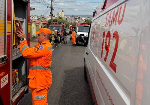 Homem em surto psicótico provoca vazamento de gás e ameaça incendiar a casa da própria mãe em Patos de Minas