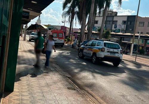 Homem é esfaqueado nas costas após ser cobrado por dívida, em Patos de Minas; suspeito foi preso